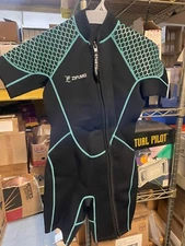 Zifumei Wetsuit Women's 6 Small Shorty Full Zipper Black Wet Suit Short Sleeves