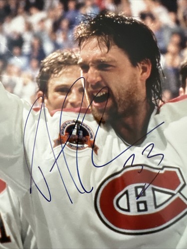 Patrick Roy Signed Montreal Canadiens Stanley Cup Champions 11x14 Photo JSA COA - Picture 4 of 9