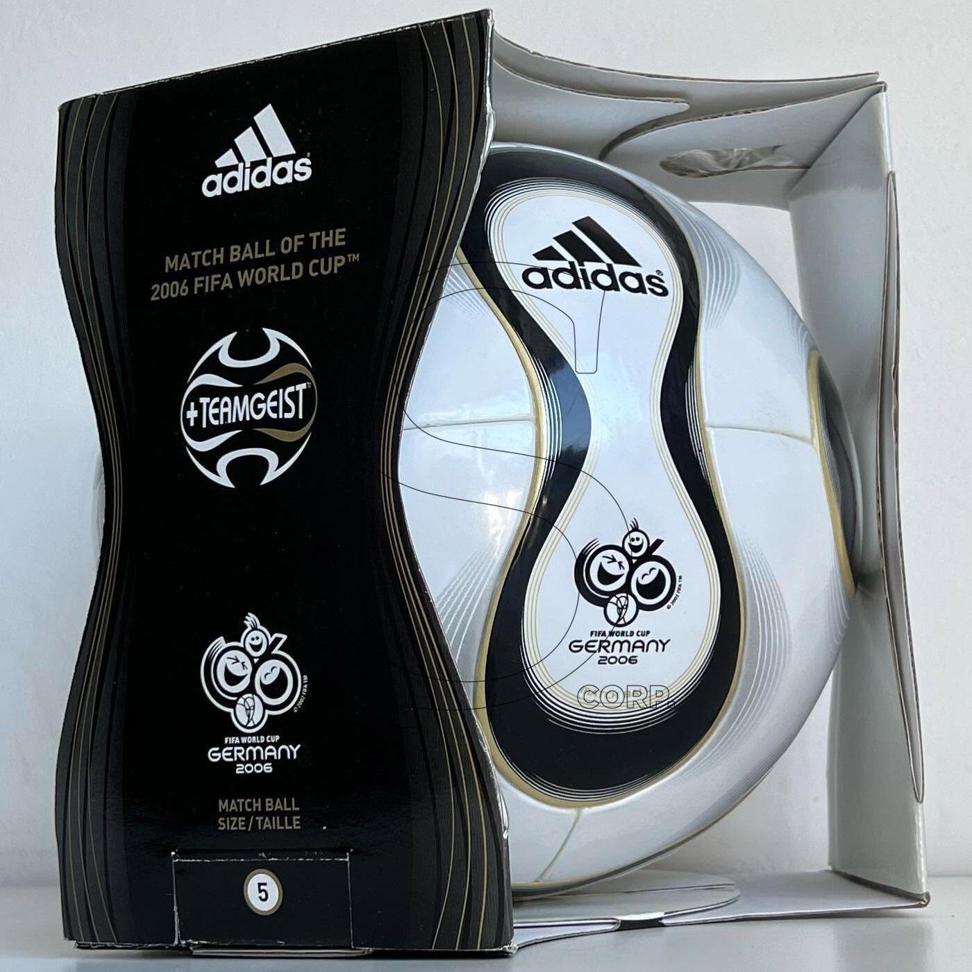 Teamgeist Berlin Official Match Ball 2006 Germany World Cup Size 5 Soccer