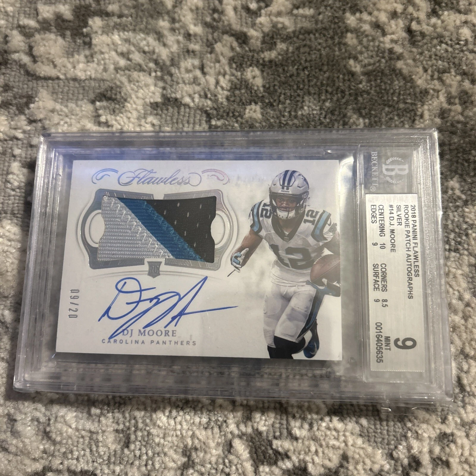 DJ Moore Panini Flawless Rookie Patch Autographs #DM Silver