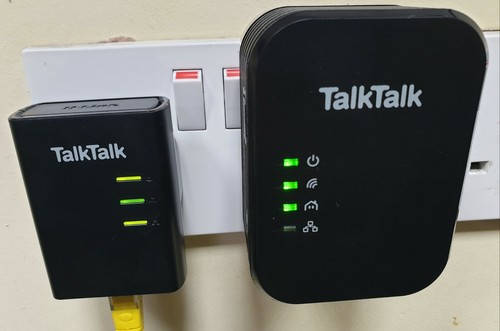 D-Link Powerline AV500 Wireless N Mini Starter Kit - DHP-W311AV - Wi-Fi Hotspot! - Picture 2 of 4