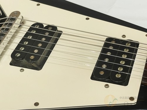 Gibson Flying V Ebony 2000 Electric Guitar - Picture 2 of 11