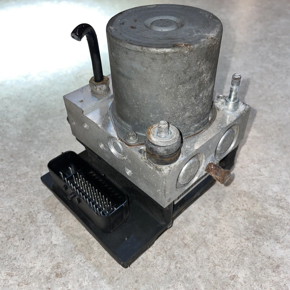 2005 2007 MERCURY MONTEGO FREESTYLE ANTI LOCK BRAKE PUMP W/O TRACTION CONTROL - Image 4 of 4