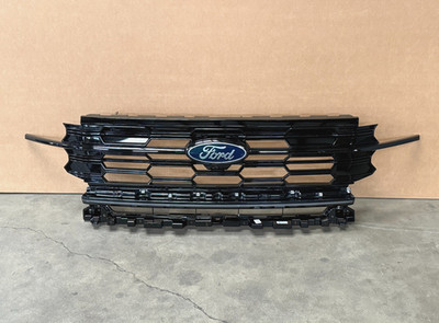 Tested! 2025 2026 Ford Expedition Front Grille w/Camera & Center Light OEM