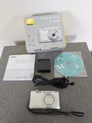 Nikon COOLPIX S3600 Crystal Silver 20.1 MP Digital Camera Box & Accessories 