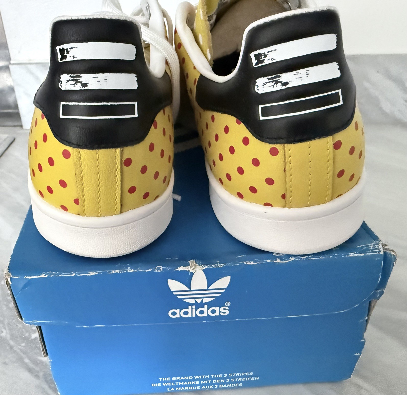 Adidas x Pharrell Williams Stan Smith Yellow and Red - Size 10 rare collectable image 3