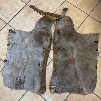 Vintage Leather Batwing Western Cowboy Chaps Conchos Rancher Distressed