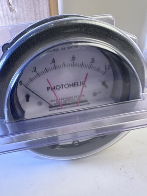 #ad Dwyer Photohelic A3001 Pressure Switch Gage Series 3000 NEW IN BOX USA $215.00