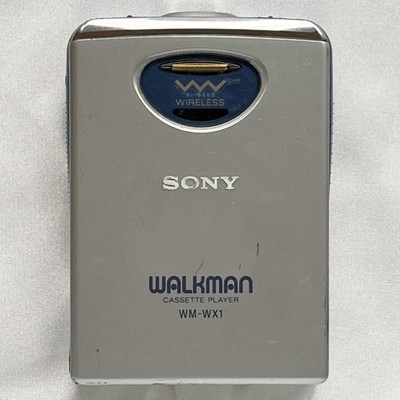 SONY ウォークマン　WM-WX1 SONY WM-WX1 1995 Silver Walkman Vintage Cassette Player Made in