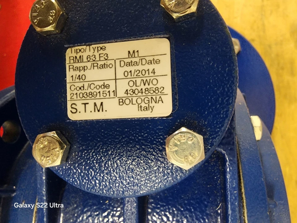 NEW 🇮🇹 STM RMI 63 F3 M1 Worm Gearbox 1:40 Flange Reducer ¾″/1″ Bore Ships🚀 - Image 2 of 4