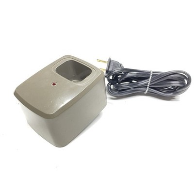 Andis D2 Charger for Professional T-Blade Cordless Trimmer D-2