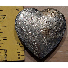 Ladie's Heart Shape Silver Tone Belt Buckle 2 1/4 Inch Western Cowgirl Embossed