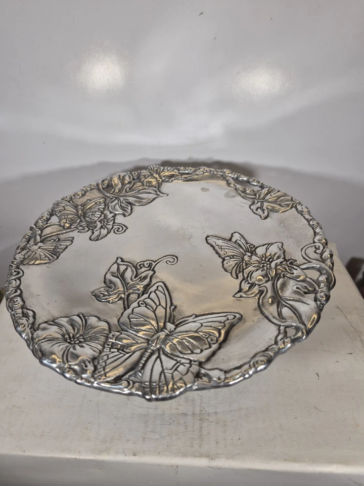 2003 ARTHUR COURT Pedestal 8” Diâmetro Suporte para Bolo Borboletas Flores Assinado - Imagem 2 de 4