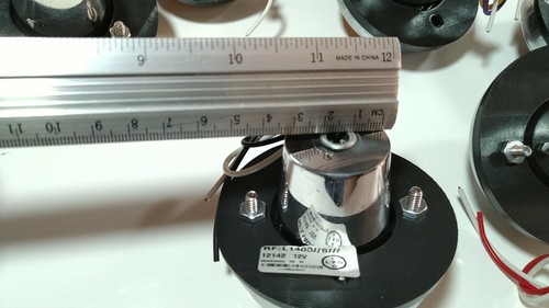 For nissan patrol g60 turn signal and taillights round metal bezel - Picture 2 of 8