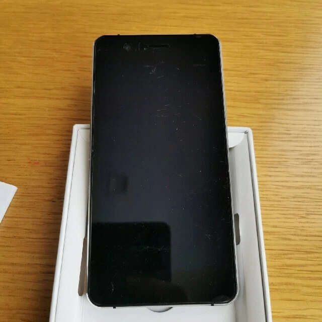 Lenovo 503LV Smartphone Black Windows 10 Mobile SoftBank SIM Unlocked Japan - Image 4 of 4