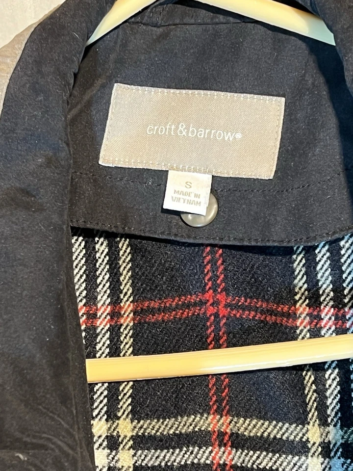 Chaqueta para mujer Croft & Barrow talla pequeña - Abrigo de gamuza sintética tostado con forro a cuadros Foto 2 de 4