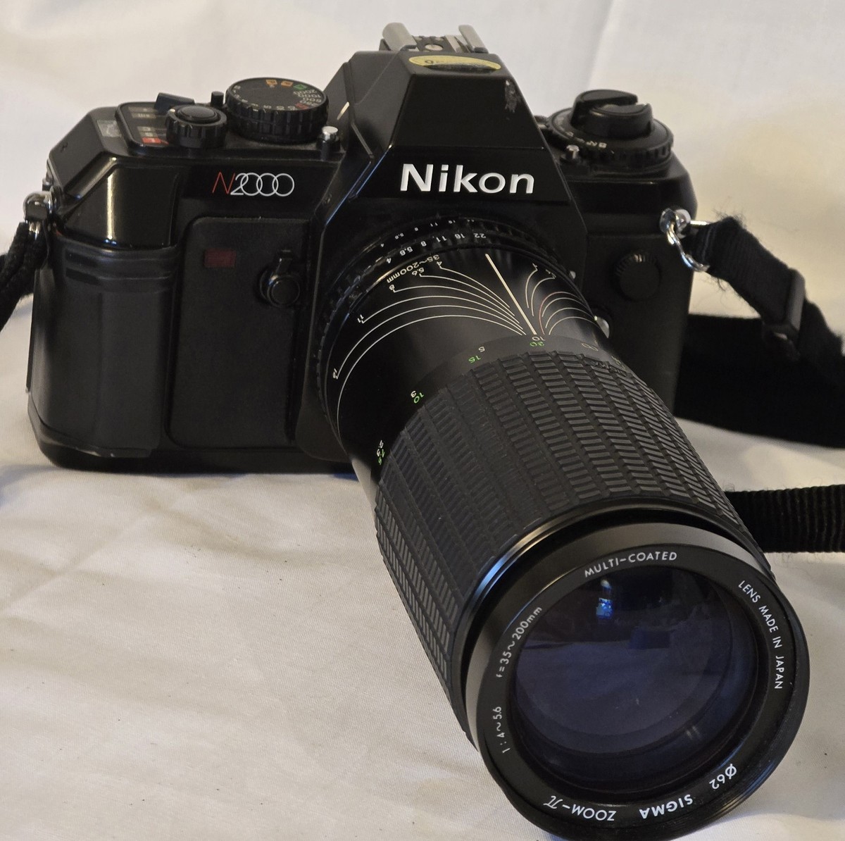 Nikon N2000 35 mm SLR Film Camera/ Vintage/ Camera Only | eBay
