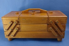VTG Wood Accordion Sewing Box On Legs  Handle Fold Out/Romania 18.5x12x9
