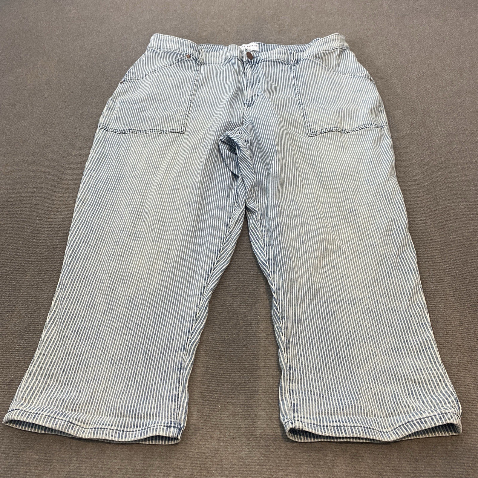 Lane Bryant Size 18 Blue White Striped Mid Rise Boyfriend Capri Pants Comfort