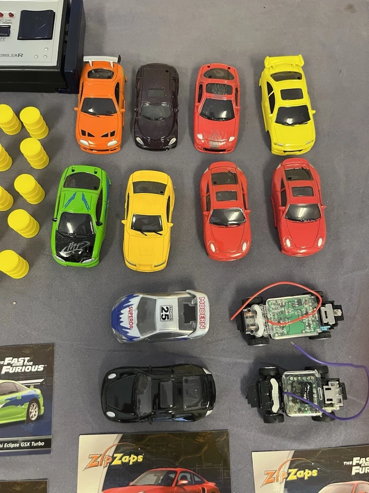 ZipZaps Micro RC Lot Cars  Accessories Case Parts Bundle All Included - Image 3 of 4