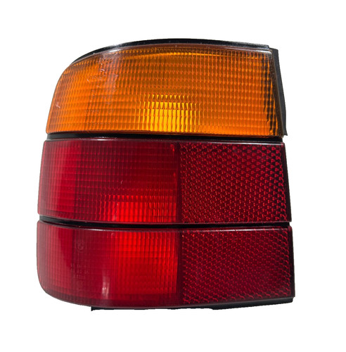 Rückleuchte Rücklicht Links BMW E34 88 - 95 Limousine 63211384009 1384009