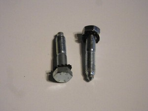 2x Schauben für Stoßdämpfer M8 Waschmaschine Constructa CWF10A12/24