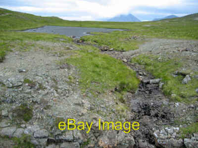 Photo 6x4 A dry time on Bealach a' Mhaim Bealach a' Mhu00e0im The outflo c2008