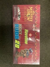 Ricky Rudd #28 The Muppet Show Gonzo 1:24 Collectible Car Diecast NASCAR Racing