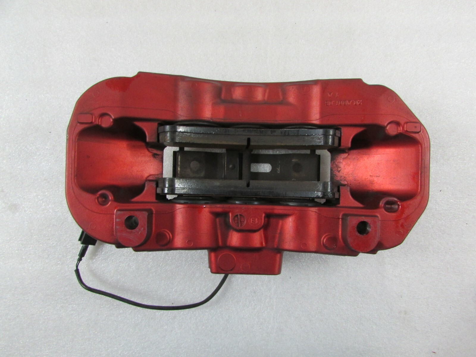 Maserati Granturismo, LH, Left Front Brake Caliper, Ruby Red, Used, P/N 82102605