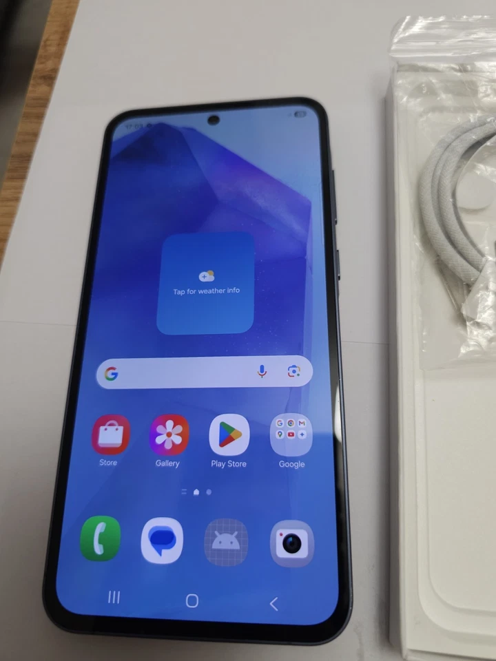 Samsung Galaxy A55 128GB Unlocked Awsome Navy immaculate condition - Image 4 of 4