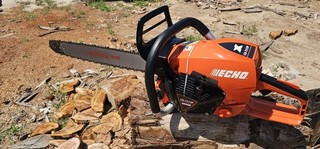 Motosierra profesional ECHO CS 7310P 73 5 cc PHO. bajo uso