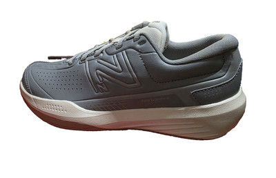 NEW BALANCE 696V5 GRAY/WHITE  HARD COURT TENNIS SNEAKER US9D/EUR42.5/UK8.5