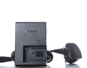 Genuine Canon LC-E17E LCE17E Charger