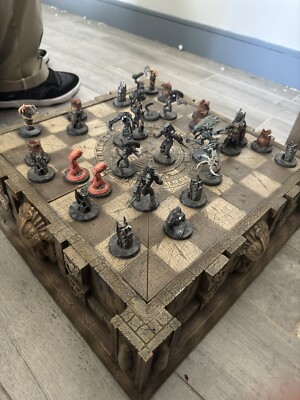 新品！Aliens vs Predatorエイリアン＆プレデターチェスchess 新品！Aliens vs Predatorエイリアン＆プレデターチェスchess 映画