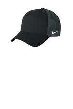 Nike Snapback Mesh Trucker Cap NWT