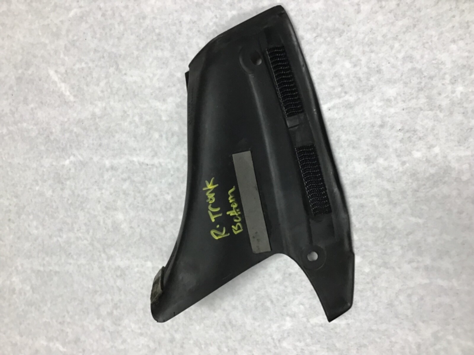 Maserati GranTurismo M145 Rear Left Driver Top Trunk Hinge Cover 2015 081554400