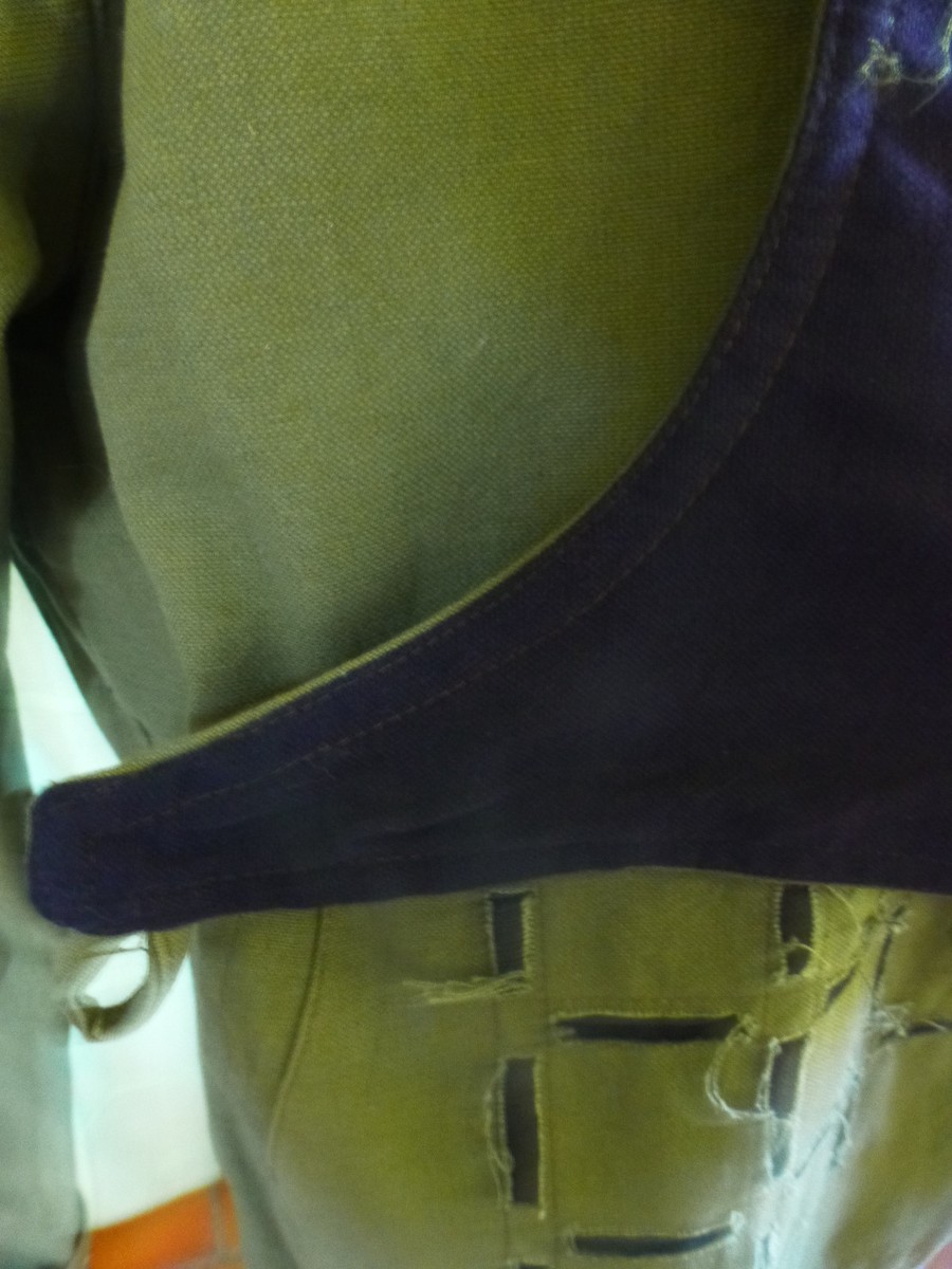Veste Verte Avec Capuche Taille 36-38 - 100% Coton, Style Casual - Occasion Très Bon état