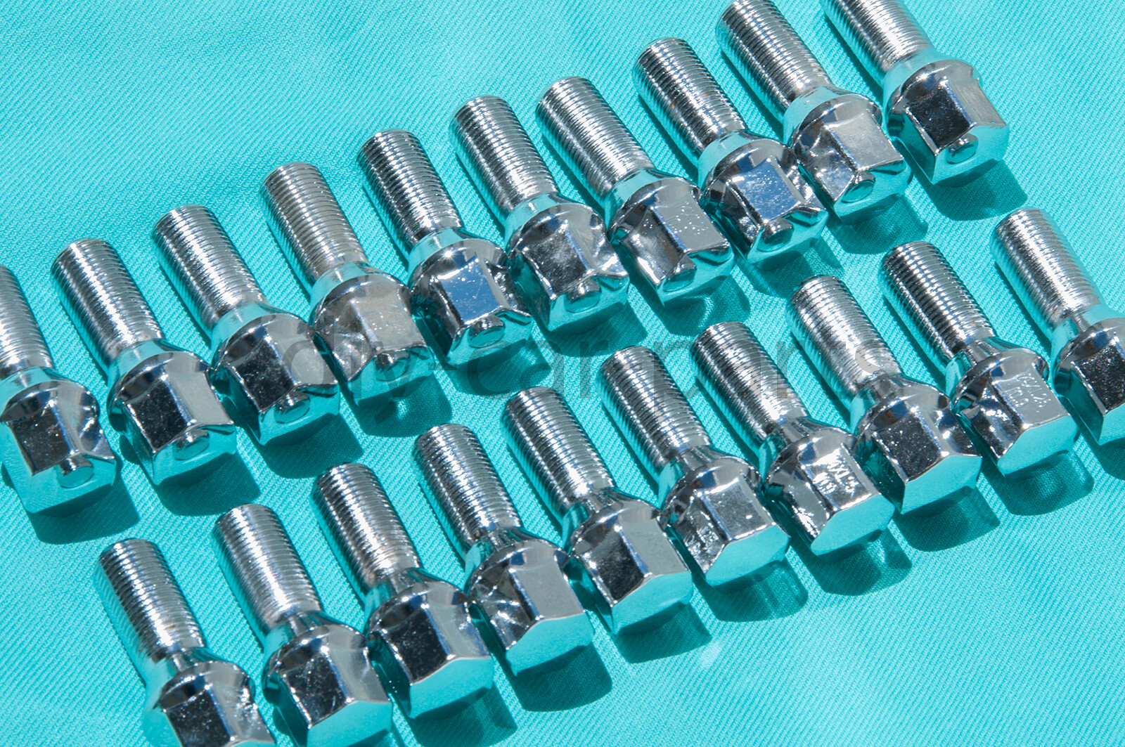 Set of 20 Chrome BMW Lug Bolts Nuts 328i 428i 430i 535i 750Li 760Li X3