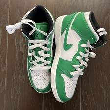 Size 5 GS - Jordan 1 Mid Lucky Green Kids Saint Patrick s Black White