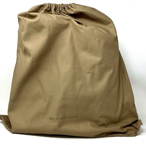 Bolso Bucket Burberry Negro Borlas Cuero Guijarro Cordón Nuevo con Etiquetas - Imagen 23 de 23