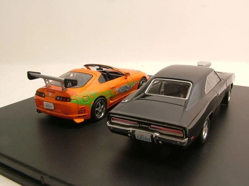 Fast & Furious Set - Dodge Charger + Toyota Supra Modellino 1:43 Greenlight - Immagine 2 di 4