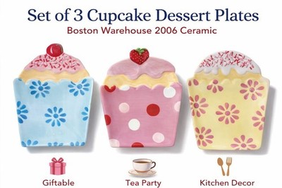 Boston Warehouse Cupcake Ceramic Dessert Plates Set of 3 Pink Blue Yellow 2006