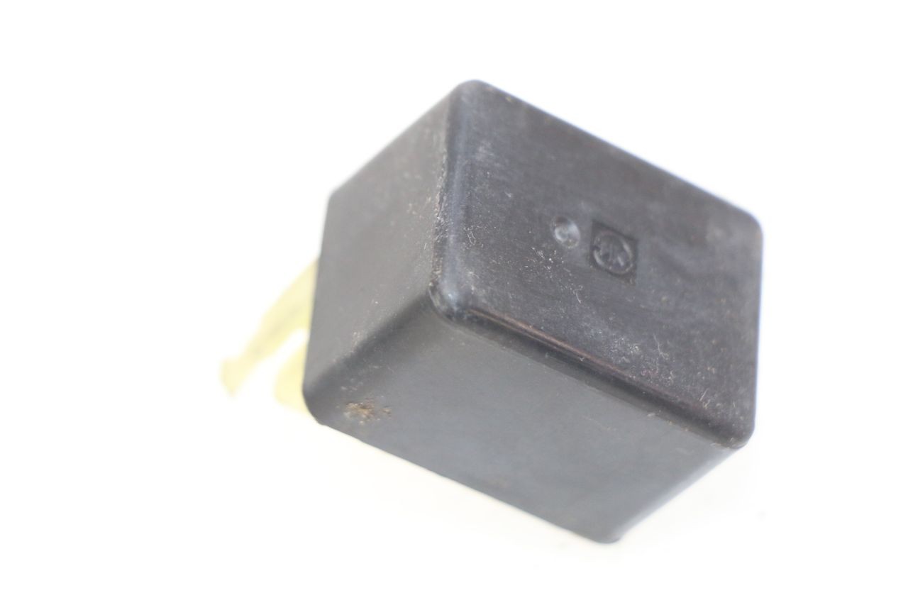 FLASHER RELAY - SUZUKI SIXTEEN 125 (2008 - 2010)