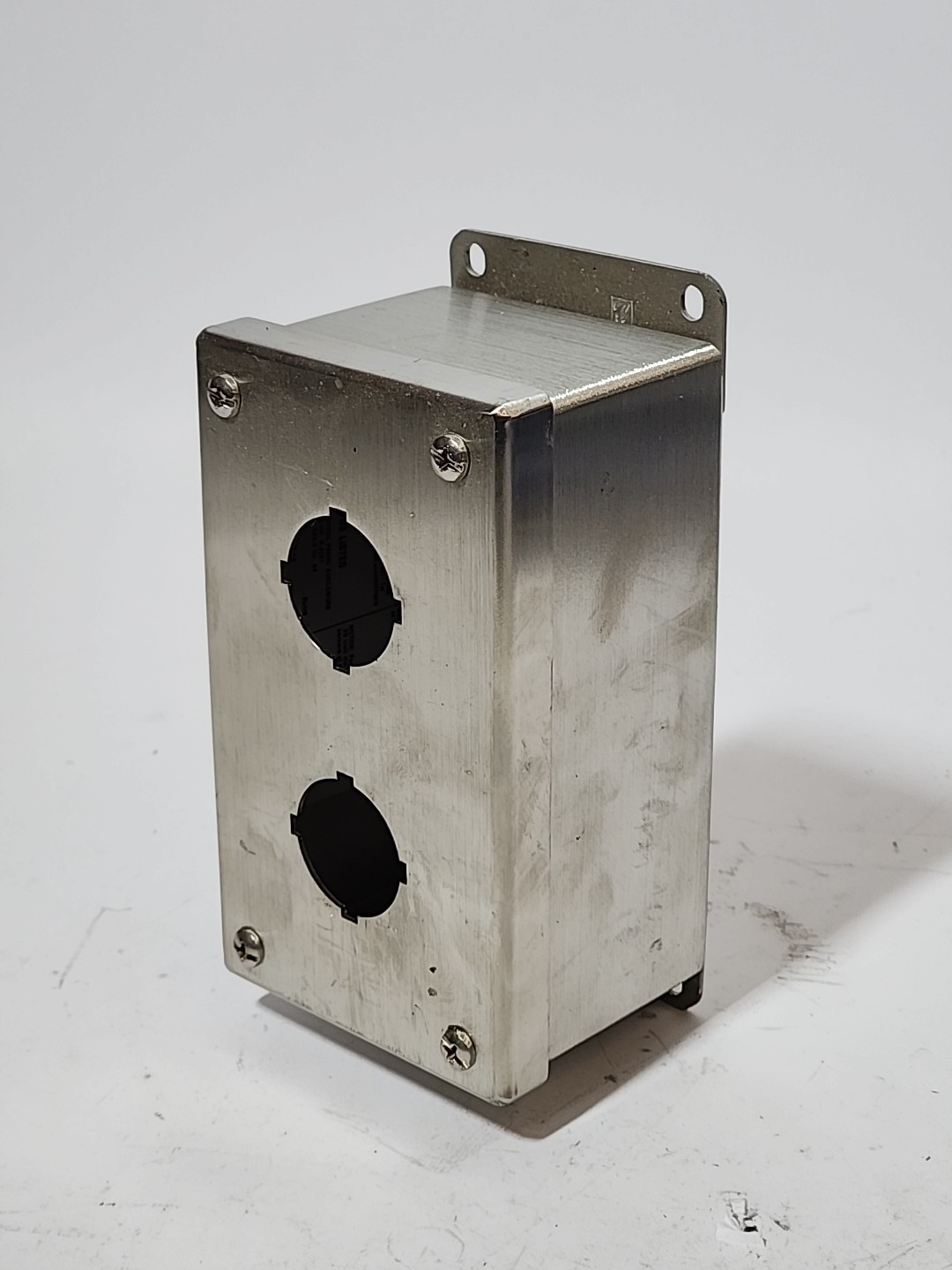 Saginaw Control & Engineering SCE-2PBSS 2-Hole Pushbutton Enclosure