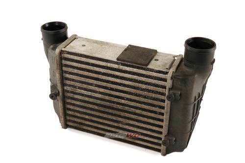 8E0145805N Audi/Seat A4 8E/B6/B7/Cabrio 8H/Exeo 1.8l Ladeluftkühler