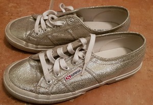 superga n 37