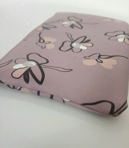 Womens Purple Floral Cosmetic Bag Coin Pouch New-WOT - Picture 4 of 6