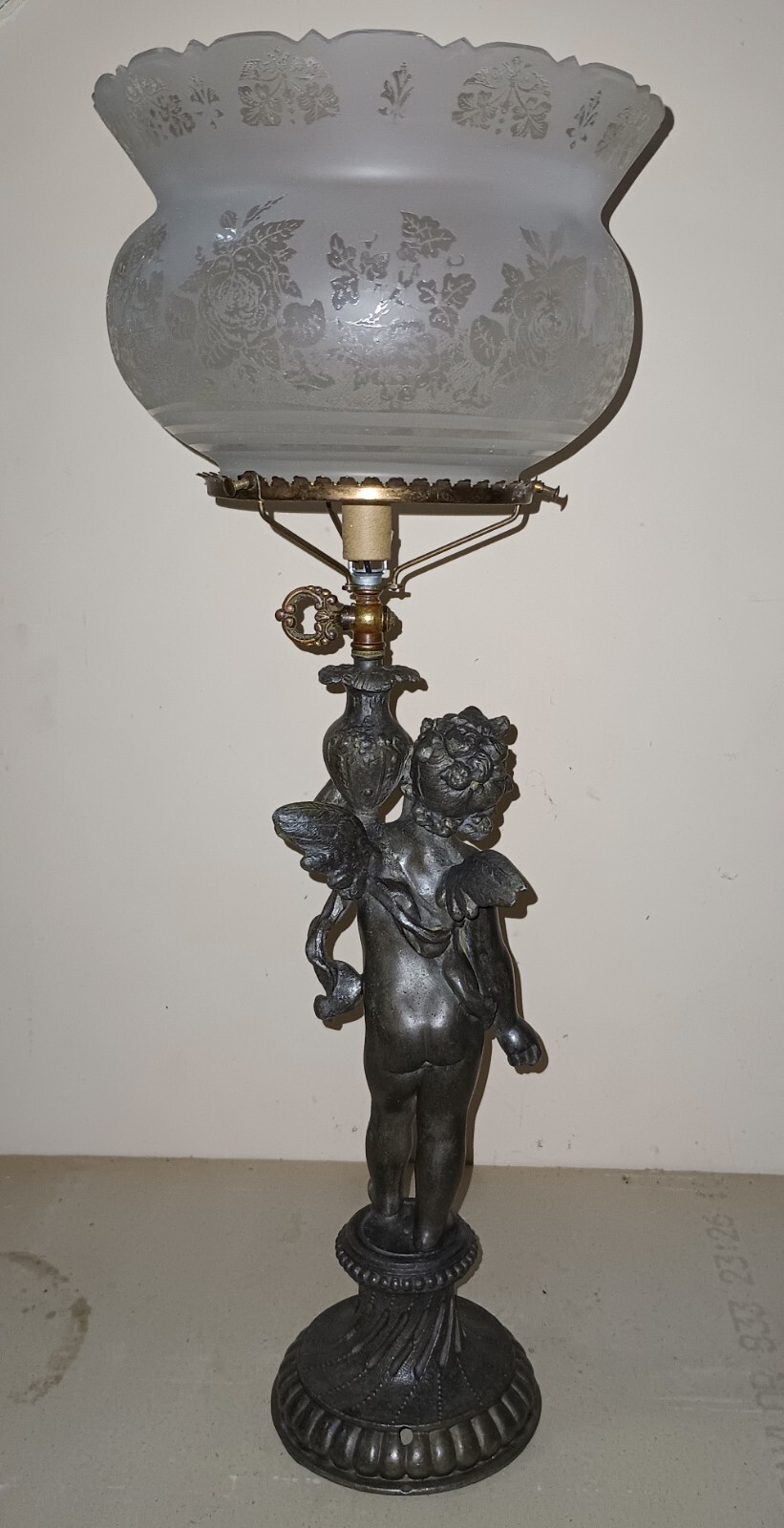 ANTIQUE EARLY GAS NEWEL POST LAMP DEEP ETCHED SHADE LIGHT FIXTURE PARTS