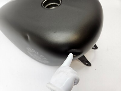 ❗OEM Harley-Davidson Sportster XL883 Iron Gas Fuel Tank DAMAGED
