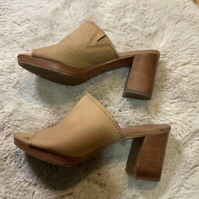 Frye Blake Leather Mule Sandals Womens Size 3470031-TAN Heeled